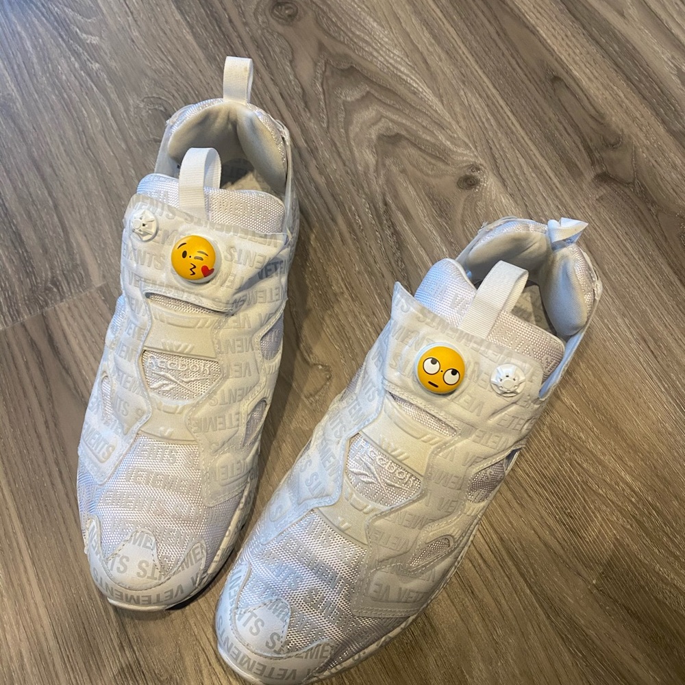 Reebok Instapump Fury Vetements Emoji White